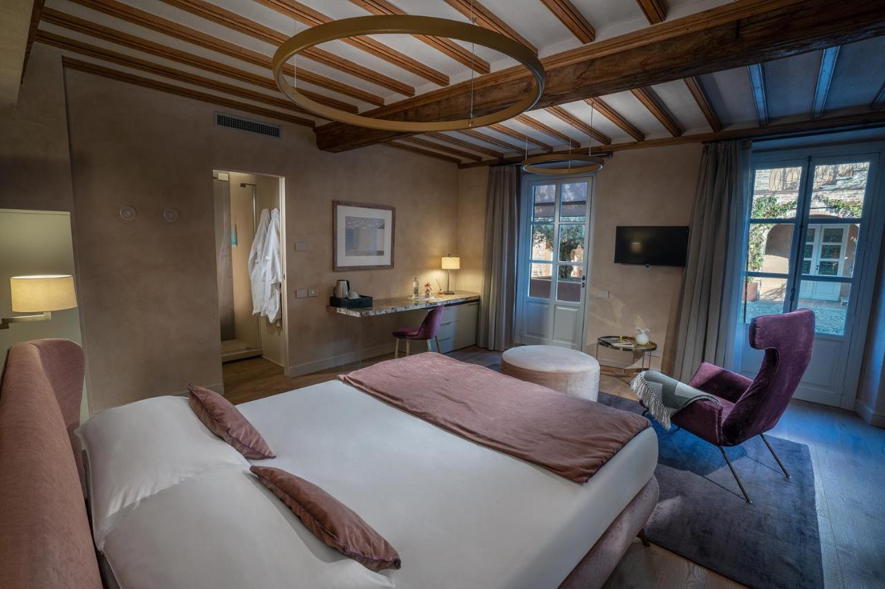 Il Cortile Di San Michele Bed & Breakfast Guarene Ngoại thất bức ảnh