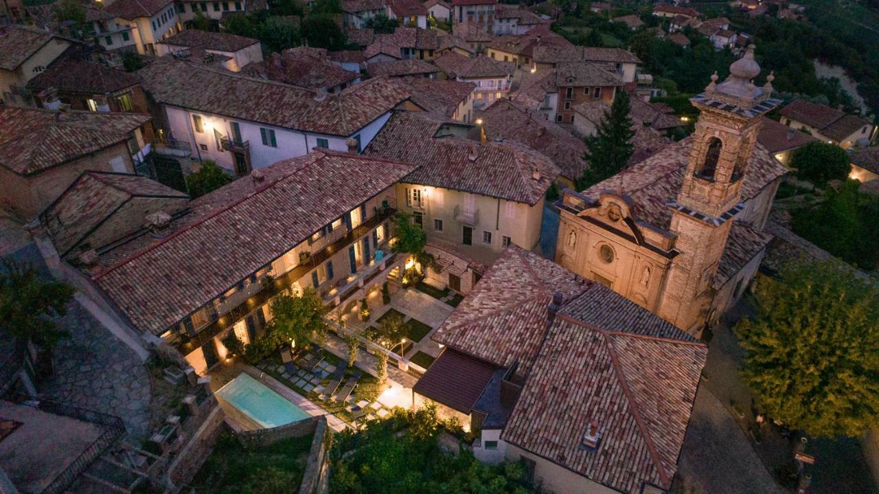 Il Cortile Di San Michele Bed & Breakfast Guarene Ngoại thất bức ảnh
