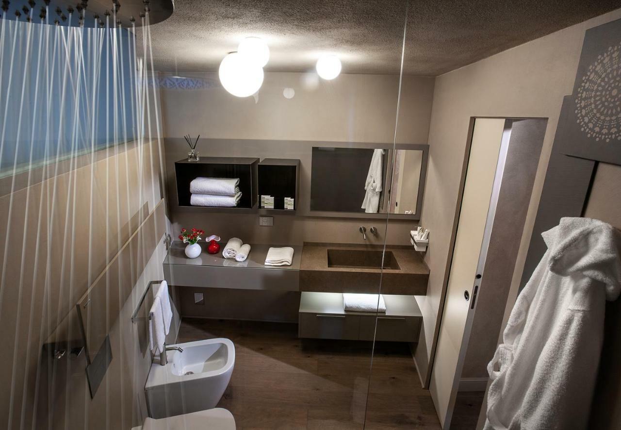 Il Cortile Di San Michele Bed & Breakfast Guarene Ngoại thất bức ảnh